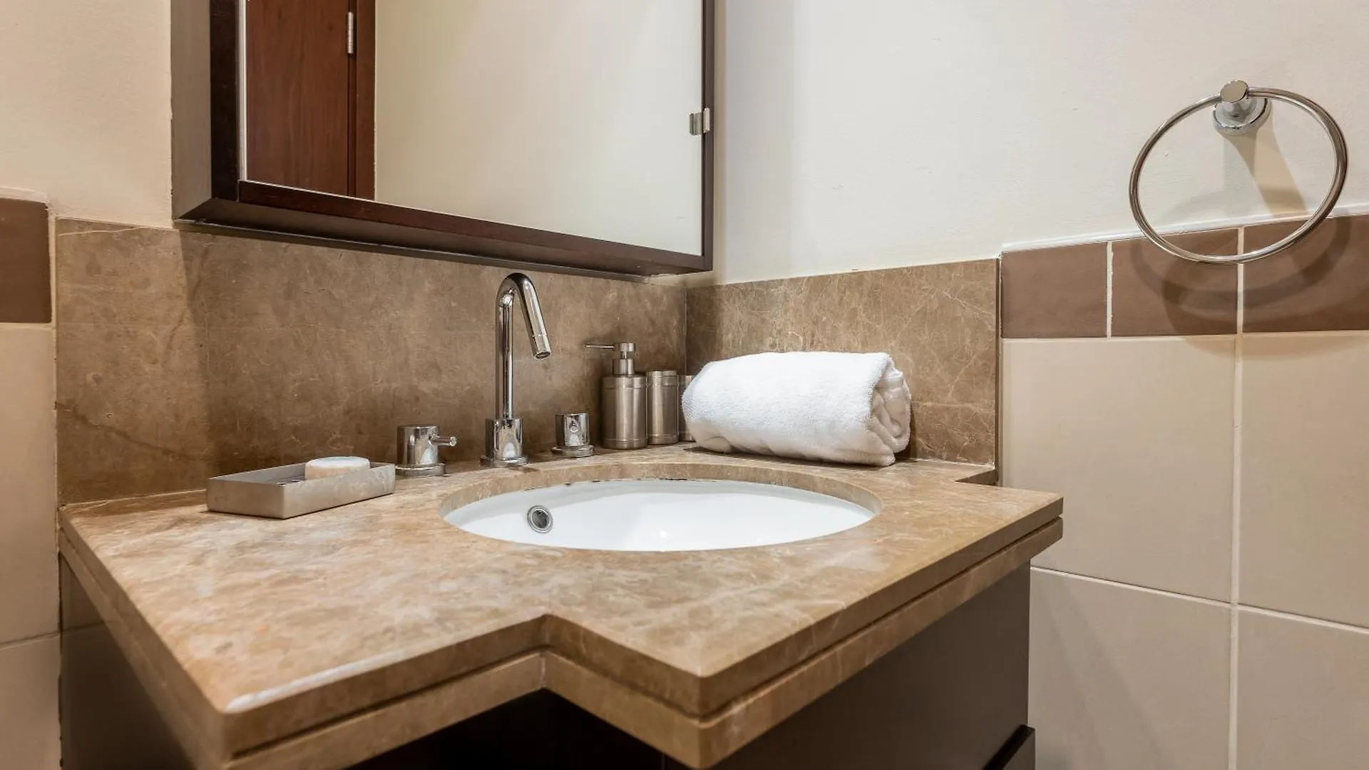 Bellavista - Delicate - 1Br With Extra Room - 29 Boulevard - Fountain Views Dubai 0*,